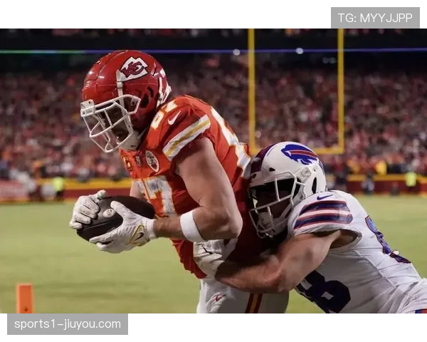 小马替补四分卫理查德森热身时意外受伤 眼眶骨折退赛